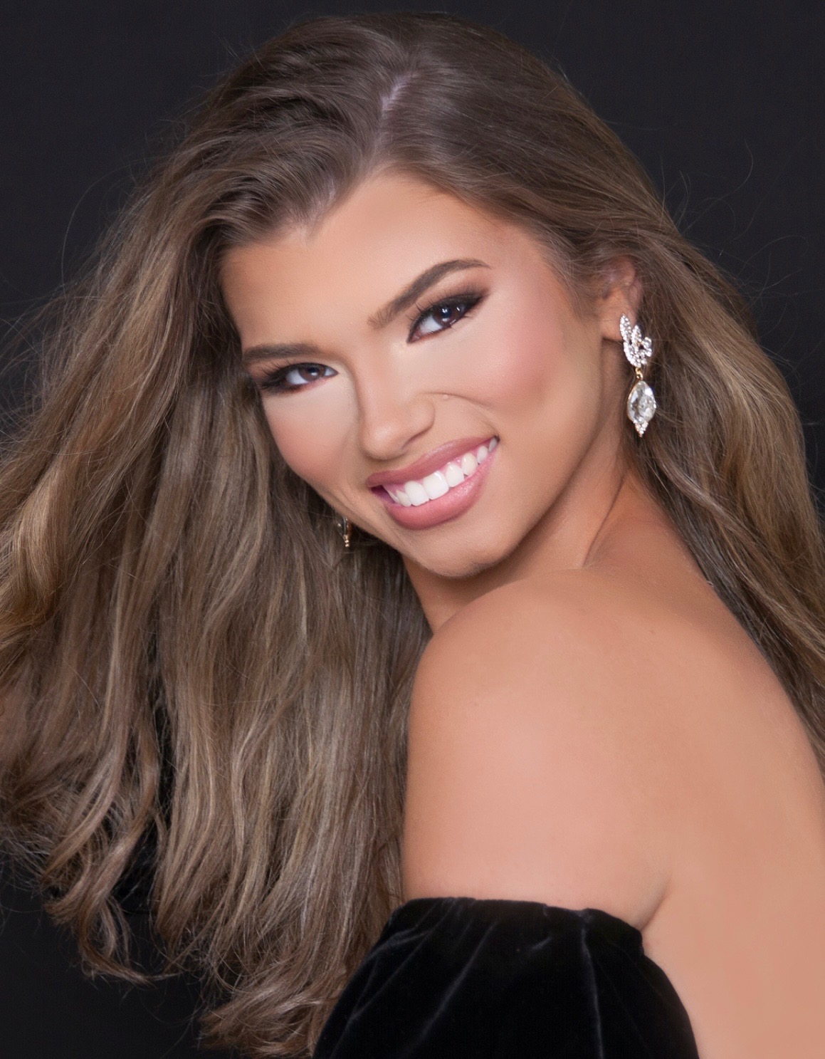 Junior Teen Contestant